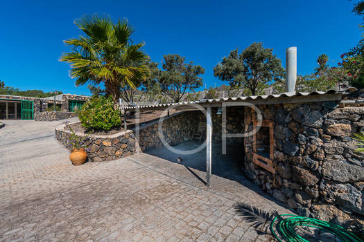 Idyllic finca with sea views for sale in San Miguel, Tenerife South