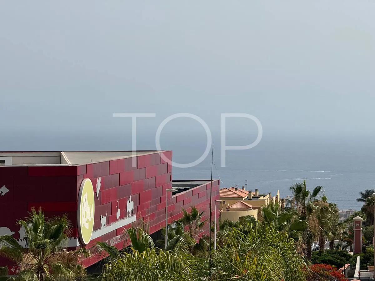 Espectacular adosado en la zona más deseada de Adeje - El Galeón