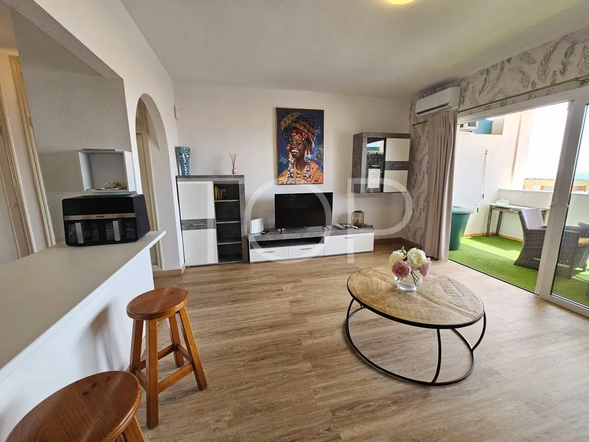 Apartment located 300m walking distance from Callao Salvaje beach.