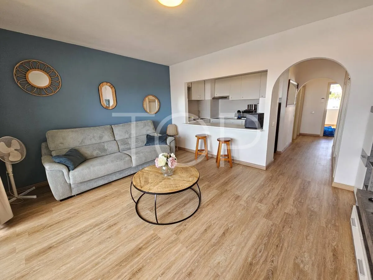 Apartment located 300m walking distance from Callao Salvaje beach.