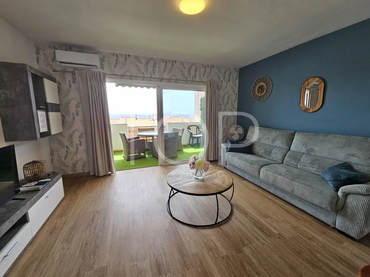Apartment located 300m walking distance from Callao Salvaje beach.