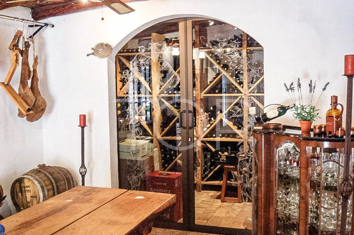 Finca mit Meerblick und 6 Wohnungen in Alcalá – Verkauf