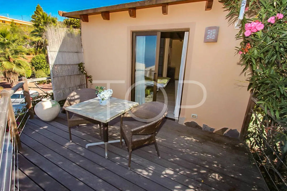 Wunderschöne Finca mit Meerblick, Pool und mehreren Häusern in Chio (Teneriffa) – Verkauf