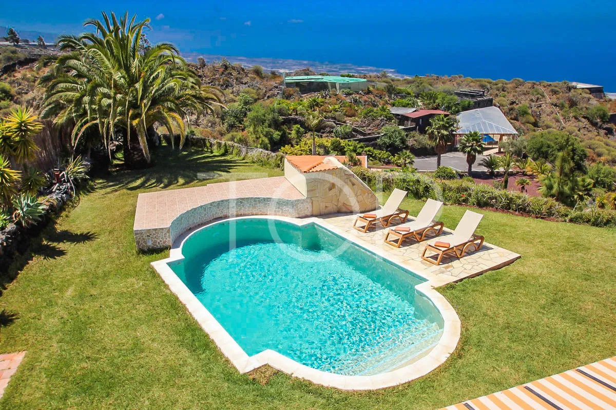Wunderschöne Finca mit Meerblick, Pool und mehreren Häusern in Chio (Teneriffa) – Verkauf