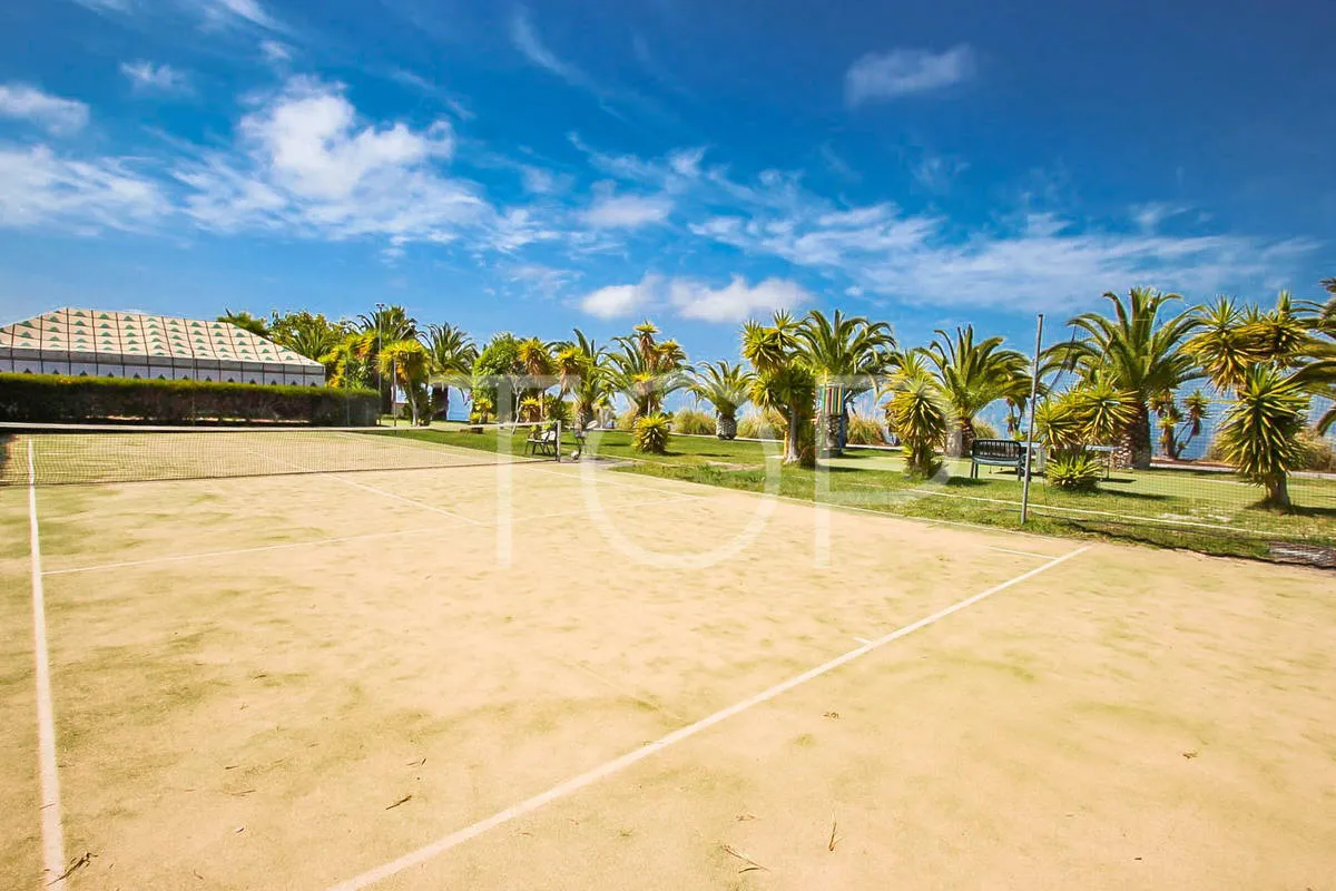 Wunderschöne Finca mit Meerblick, Pool und mehreren Häusern in Chio (Teneriffa) – Verkauf