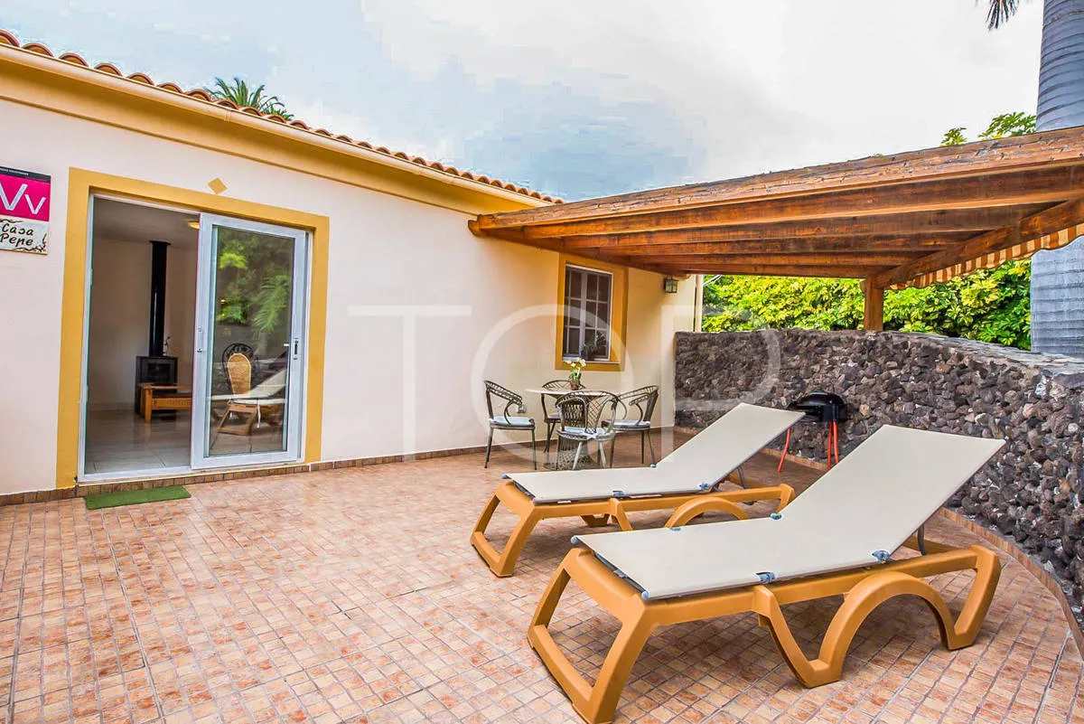 Wunderschöne Finca mit Meerblick, Pool und mehreren Häusern in Chio (Teneriffa) – Verkauf