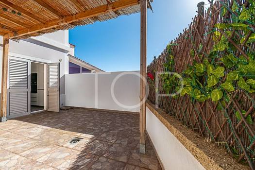 Casa adosada en primera línea de mar en venta, La Mareta, Granadilla de Abona
