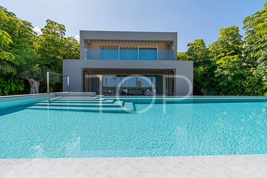 Spectacular dream villa for sale in Golf de Adeje