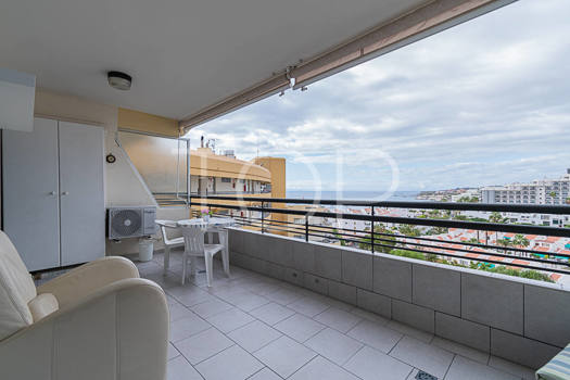 Nice apartment with large terrace and sea view in San Eugenio Bajo