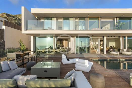 Moderne Villa mit traumhaftem Meerblick in Costa Adeje