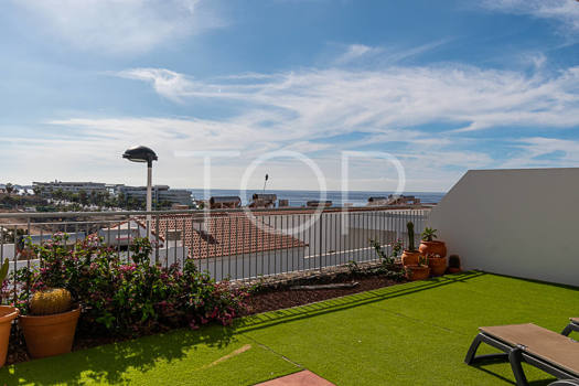 Sonnige 2-Zimmer-Wohnung mit großer Terrasse und Meerblick zum Verkauf im Magnolia Golf Resort, La Caleta