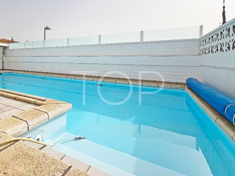 Villa independiente con piscina privada en venta en Palm-Mar