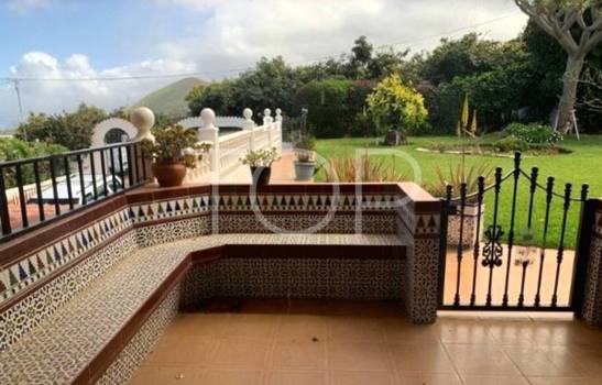 Freistehende Villa mit fantastischer Aussicht in Los Realejos
