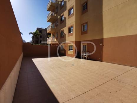 Two-bedroom corner apartment on the ground floor with a great sunny terrace for sale in Palm-Mar, Arona