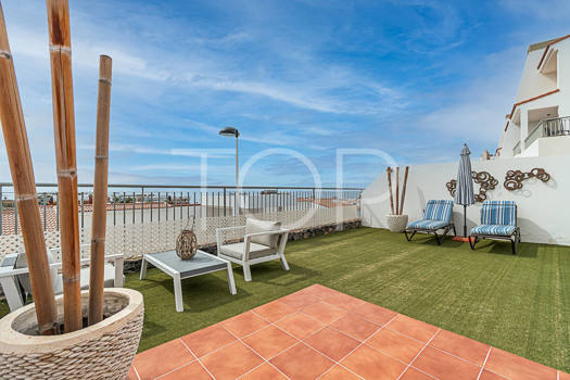 Moderno apartamento de 2 dormitorios con terraza muy amplia en el exclusivo complejo Magnolia Golf Resort, La Caleta