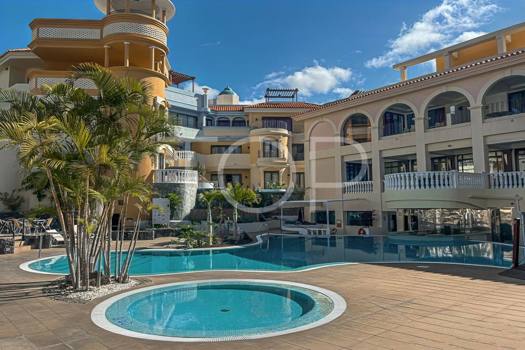 Nice one-bedroom apartment with sunny terrace in a privileged area of Los Cristianos