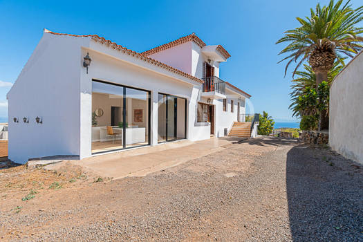 Unique finca for sale in a privileged area of Güímar, with spectacular views and endless possibilities