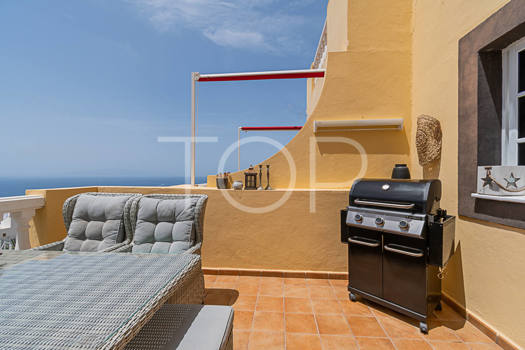 One-bedroom apartment with terrace and amazing views in Torvisca Alto