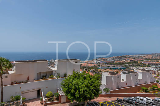 One-bedroom apartment with terrace and amazing views in Torvisca Alto