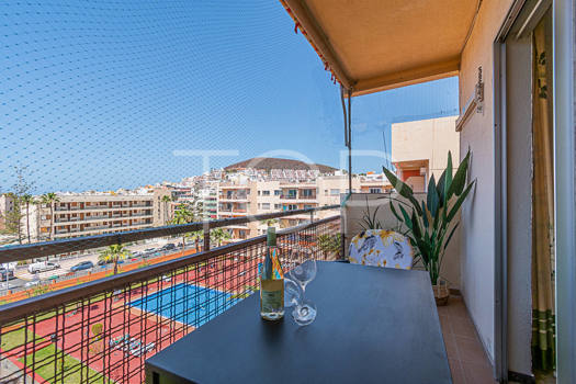 Gemütliches Penthouse mit einem Schlafzimmer in Strandnähe in Los Cristianos, Arona