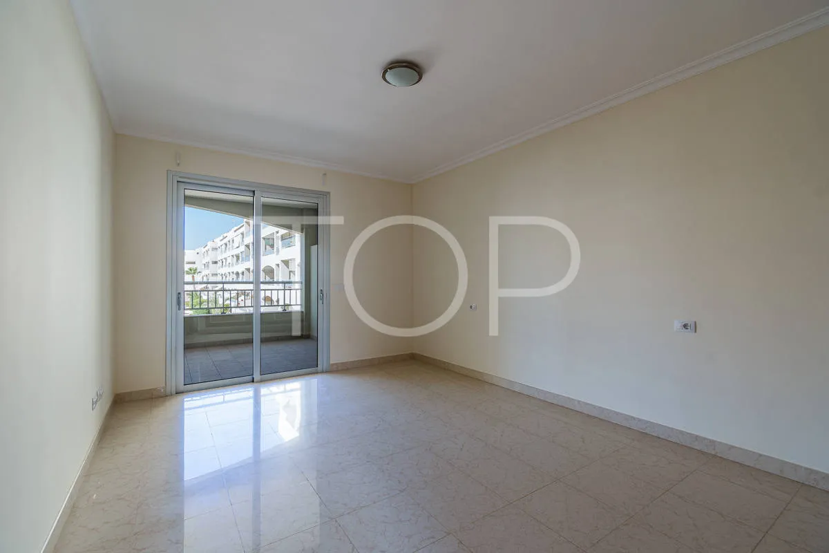 Apartamento de una habitación con terraza y bonitas vistas en San Remo, Palm-Mar