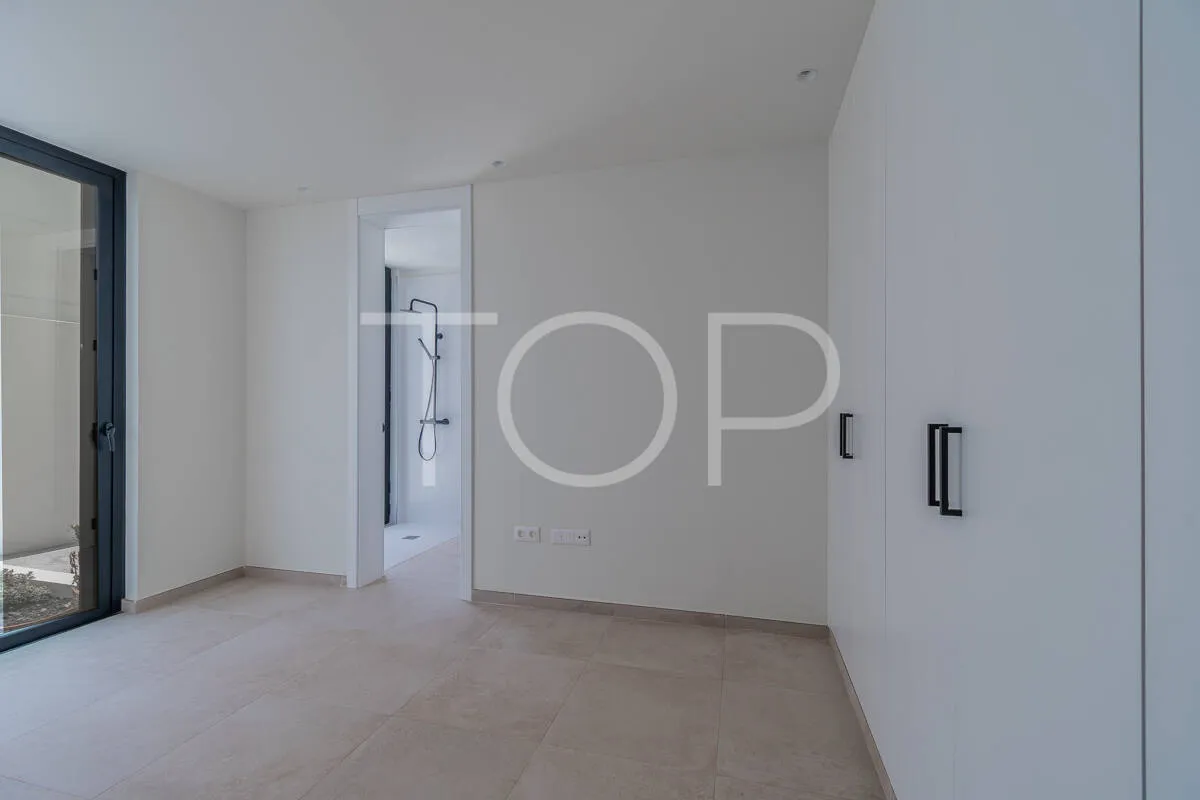 Moderne Wohnung im Herzen von Adeje mit großer Terrasse und Parkplatz