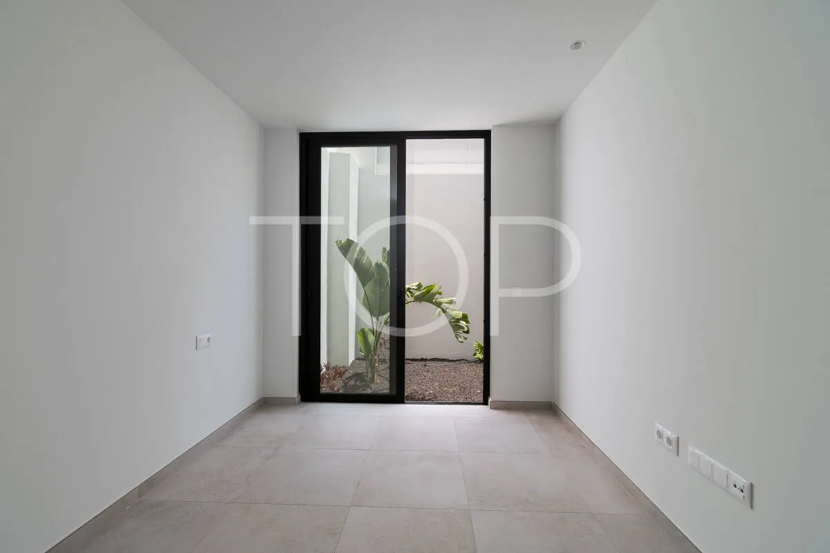 Moderne Wohnung im Herzen von Adeje mit großer Terrasse und Parkplatz