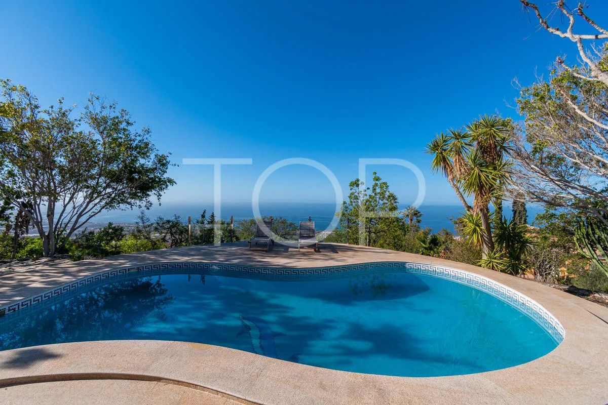 Encantadora casa de campo en Los Menores con fantásticas vistas al mar