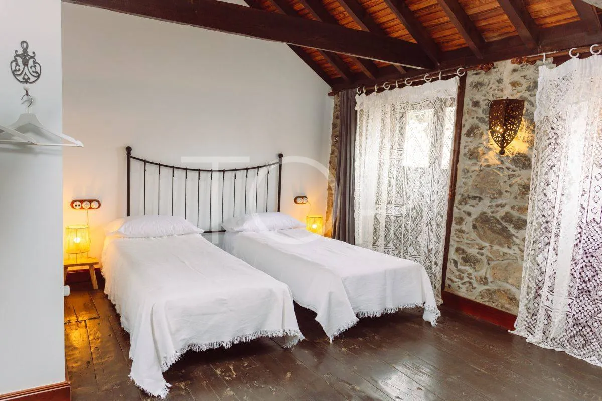 Preciosa Casa Rural con encantador patio interior a la venta en el acogedor municipio de Arona
