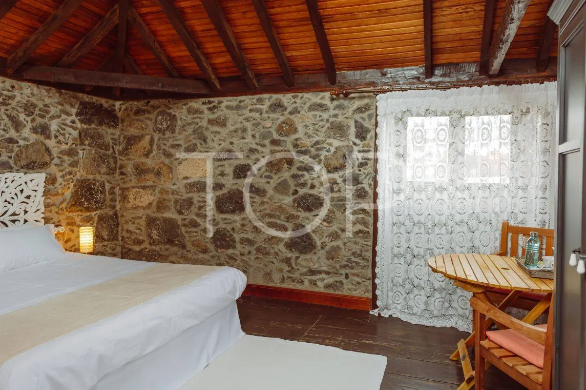 Preciosa Casa Rural con encantador patio interior a la venta en el acogedor municipio de Arona