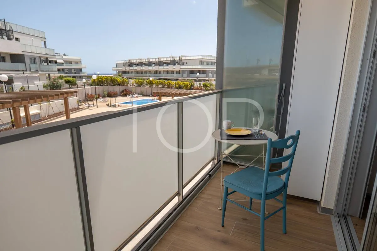 Amplio apartamento con tres dormitorios e increíble vista al mar en La Tejita - El Medano