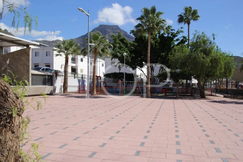 Unique Opportunity: Charming Ground Floor Apartment in Quiet Area of Fañabe