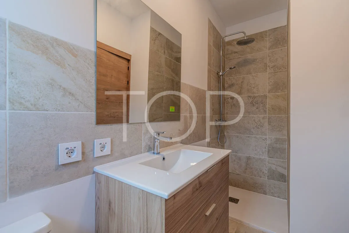 Un oasis de paz entre montañas y mar: Casa exclusiva en Ifonche, sur de Tenerife