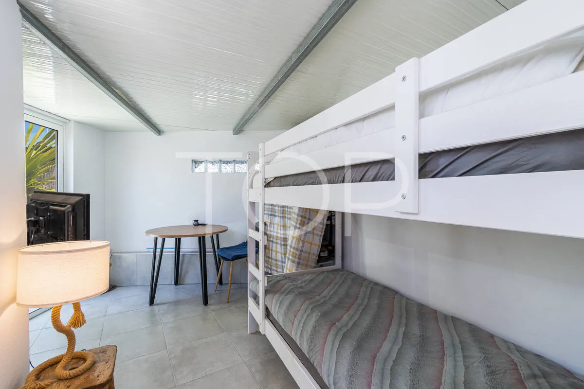 Encantador bungalow en Madroñal con increíbles vistas al mar