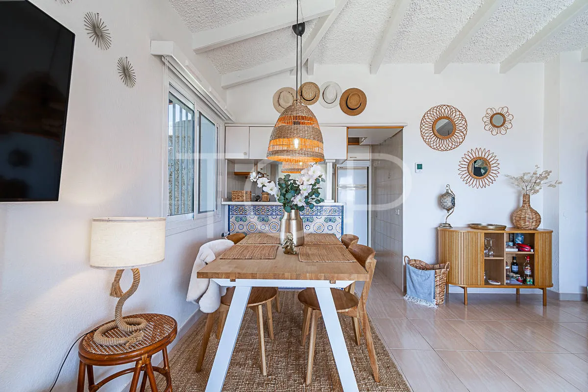 Encantador bungalow en Madroñal con increíbles vistas al mar