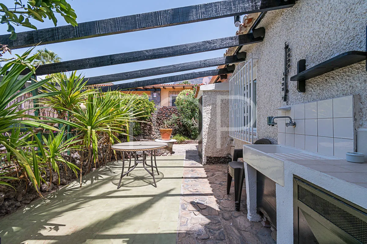 Encantador bungalow en Madroñal con increíbles vistas al mar