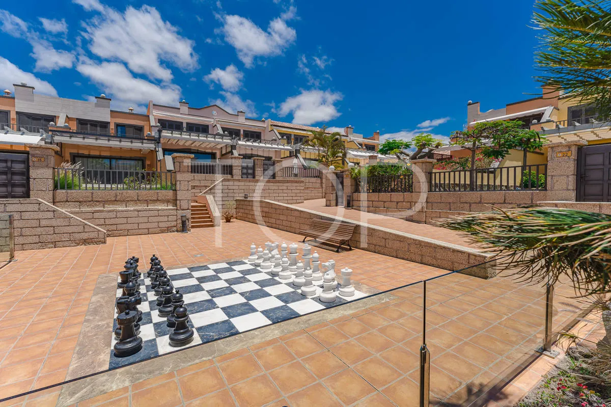 Semi-detached villa with sea views in La Caleta, just steps from the beach