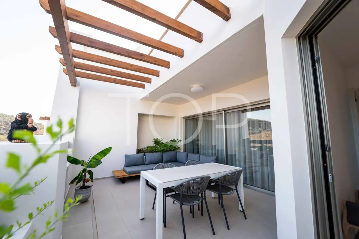 Lujoso ático duplex en el exclusivo complejo Jardines de los Menceyes en Palm-Mar, Arona