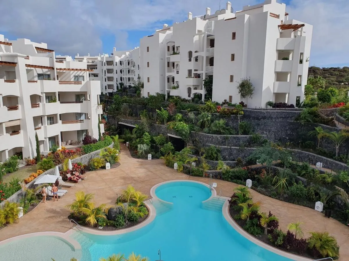 Lujoso ático duplex en el exclusivo complejo Jardines de los Menceyes en Palm-Mar, Arona
