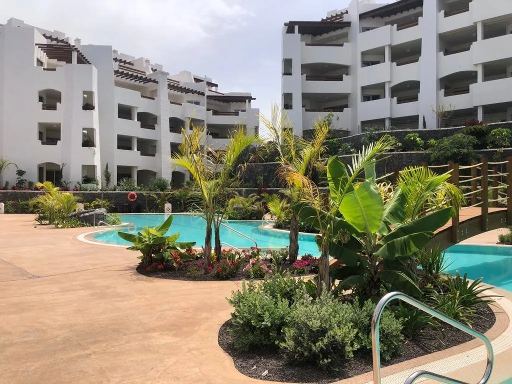 Lujoso ático duplex en el exclusivo complejo Jardines de los Menceyes en Palm-Mar, Arona