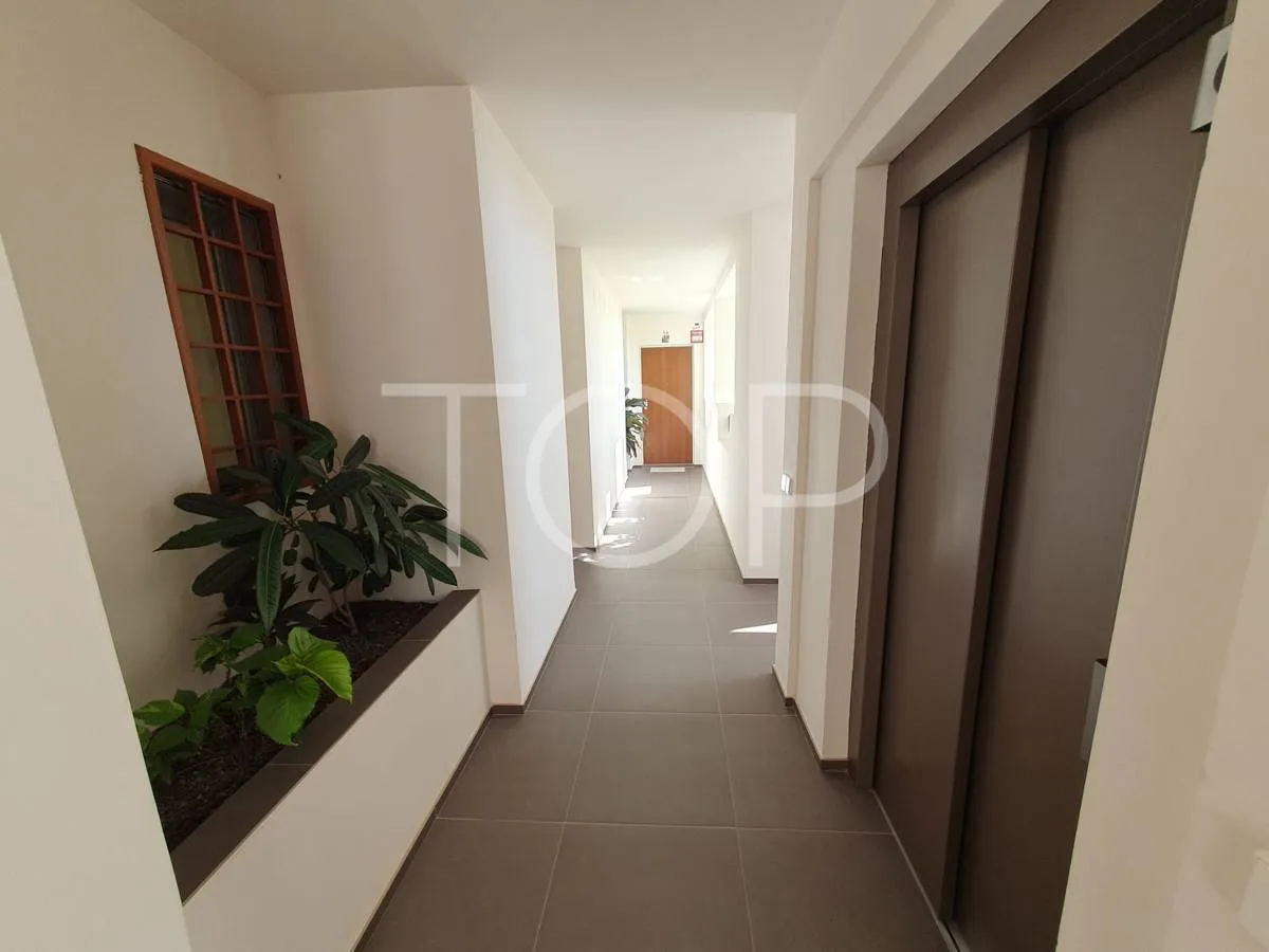 One-bedroom apartment in the luxurious Jardines de los Menceyes, Palm-Mar, Arona