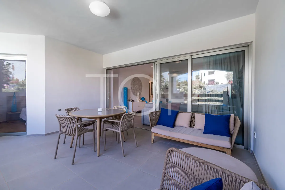 One-bedroom apartment in the luxurious Jardines de los Menceyes, Palm-Mar, Arona