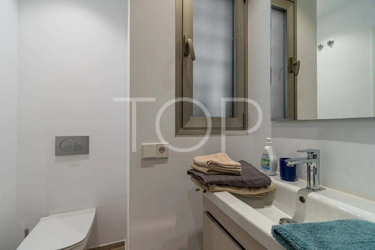 One-bedroom apartment in the luxurious Jardines de los Menceyes, Palm-Mar, Arona