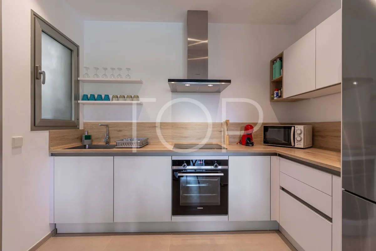 One-bedroom apartment in the luxurious Jardines de los Menceyes, Palm-Mar, Arona