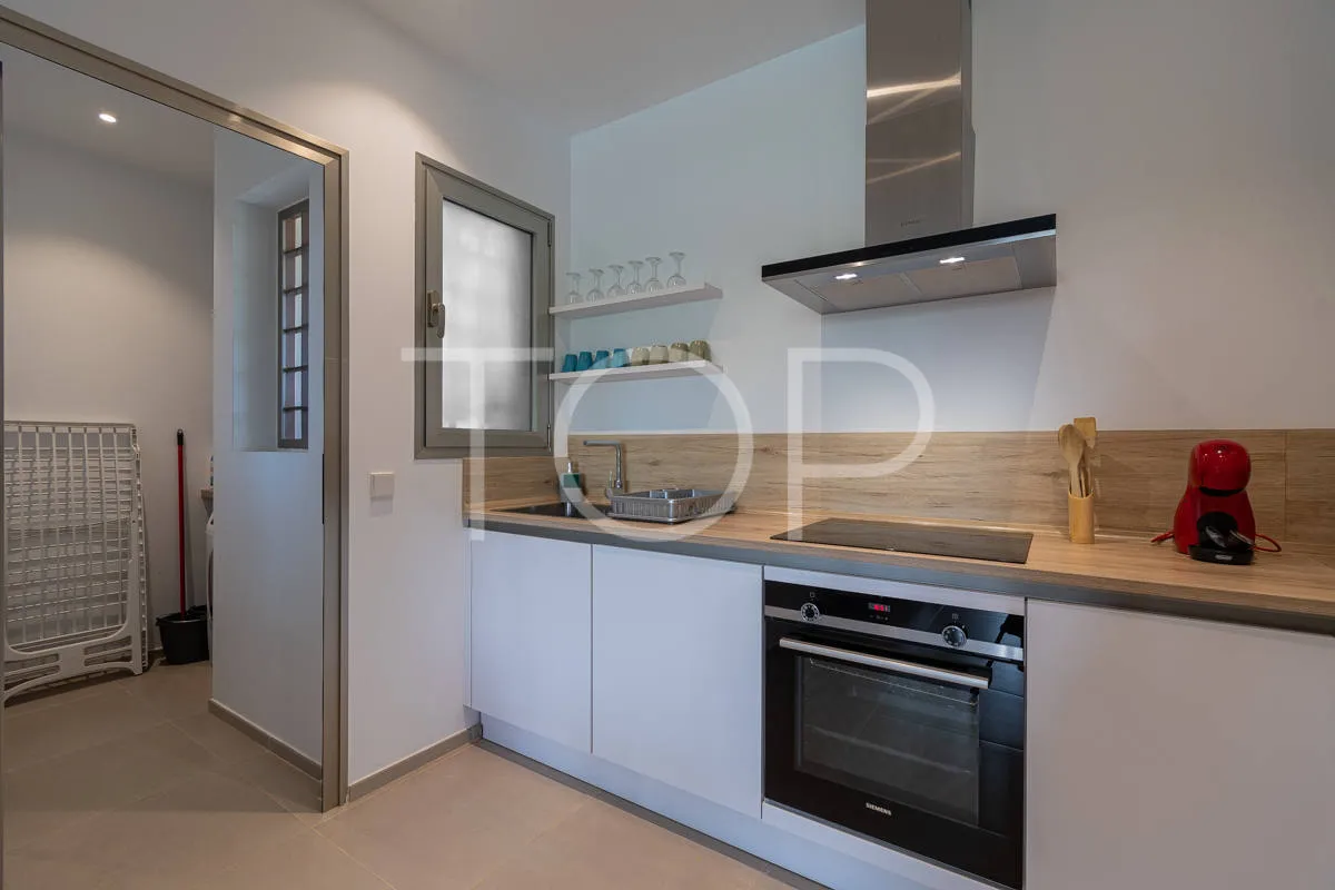 One-bedroom apartment in the luxurious Jardines de los Menceyes, Palm-Mar, Arona