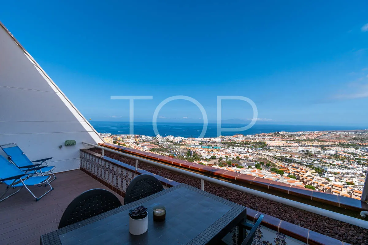 Exclusive apartment with panoramic views to the ocean in Torviscas Alto, Costa Adeje