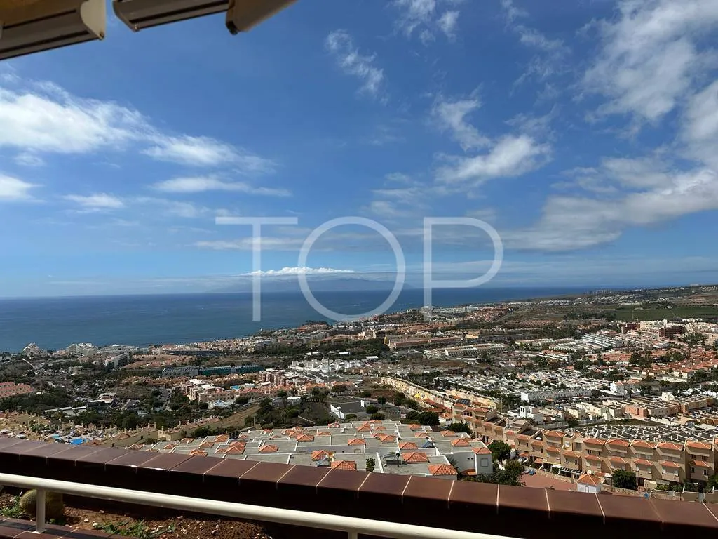 Exklusive Wohnung mit Panoramablick auf den Ozean in Torviscas Alto, Costa Adeje