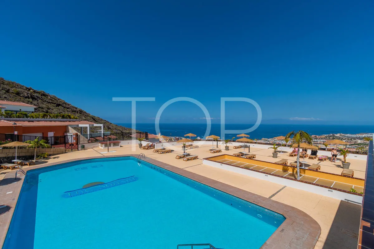 Exklusive Wohnung mit Panoramablick auf den Ozean in Torviscas Alto, Costa Adeje