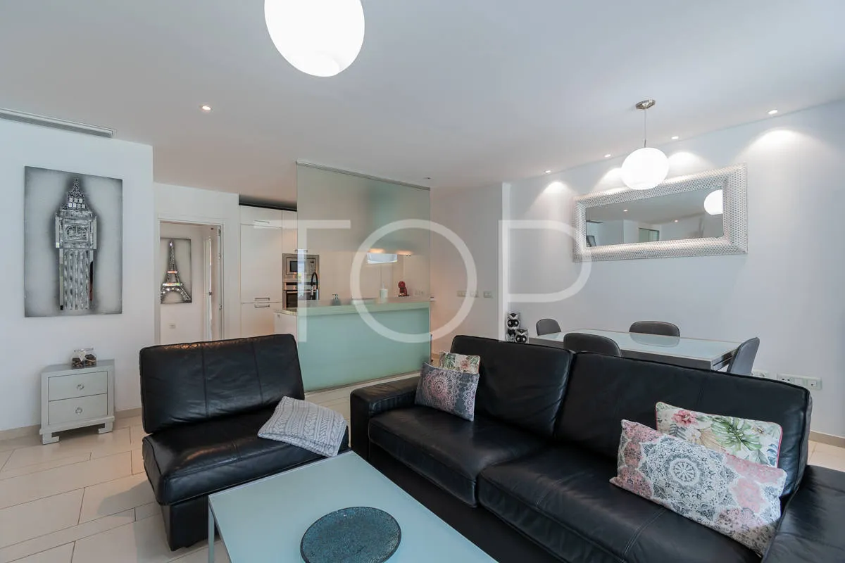 Moderne Zwei-Zimmer-Wohnung in der exklusiven Anlage Las Olas in Palm-Mar, Arona