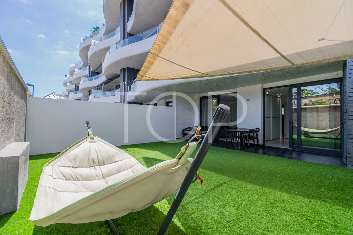 Moderne Zwei-Zimmer-Wohnung in der exklusiven Anlage Las Olas in Palm-Mar, Arona